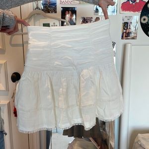 Hello Molly white skirt, ruched in back